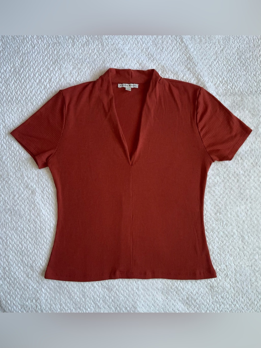 Haute Monde ribbed V-neckline Knit Top